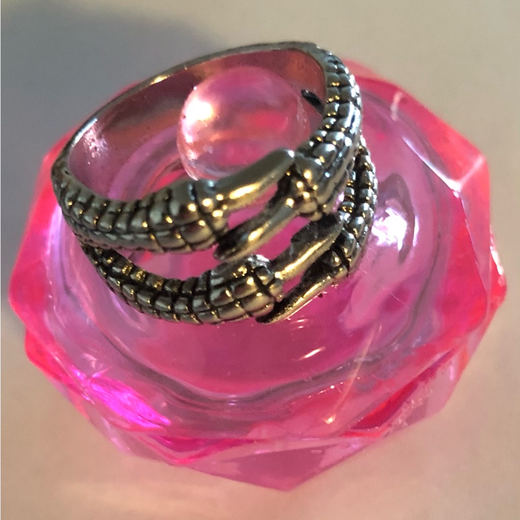 Claw Ring